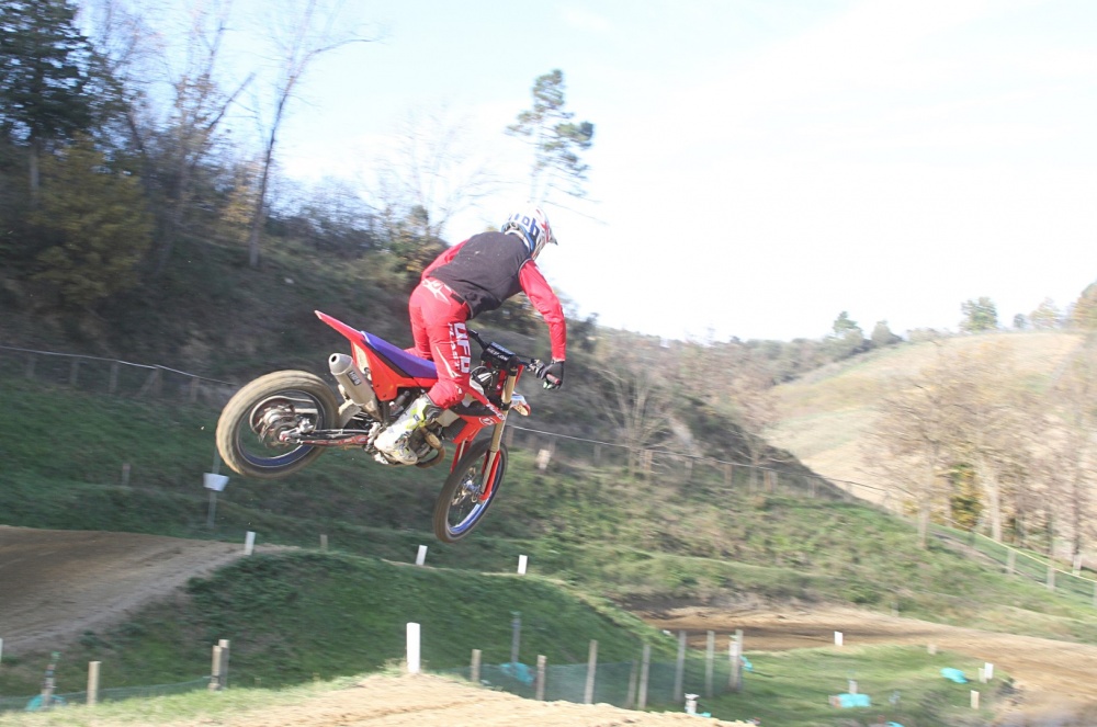 Alessandro Lupino in allenamento al Santa Barbara