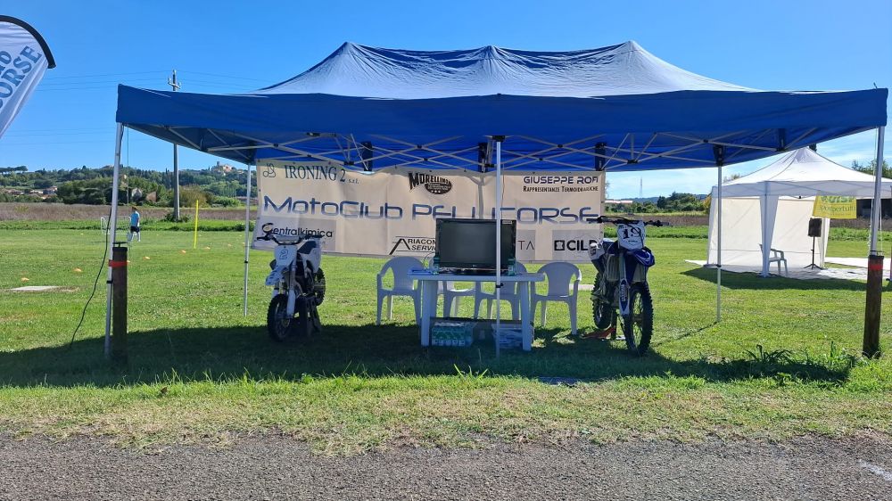 L'area espositiva del Moto Club Pellicorse alla Festa dello Sport